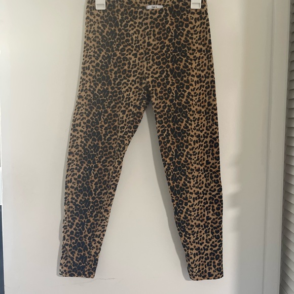 Bar III Leopard Print Leggings - Black and Tan - Picture 3 of 7